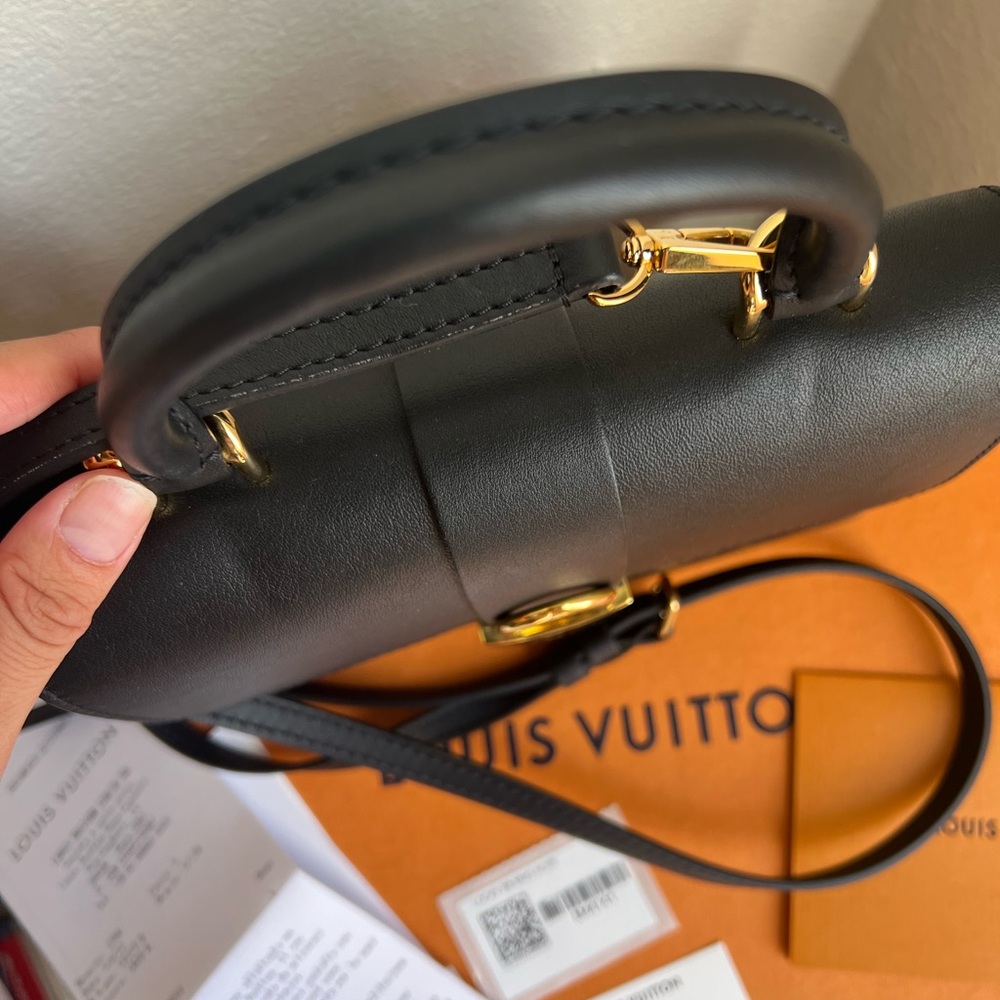 100% Authentic Louis Vuitton Locky BB Purse - Picture 3 of 12